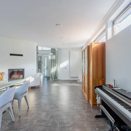 Sweet Lux - 8p - House & Garden - 280n M2 *