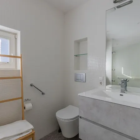 Sweet Lux - 8p - House & Garden - 280n M2